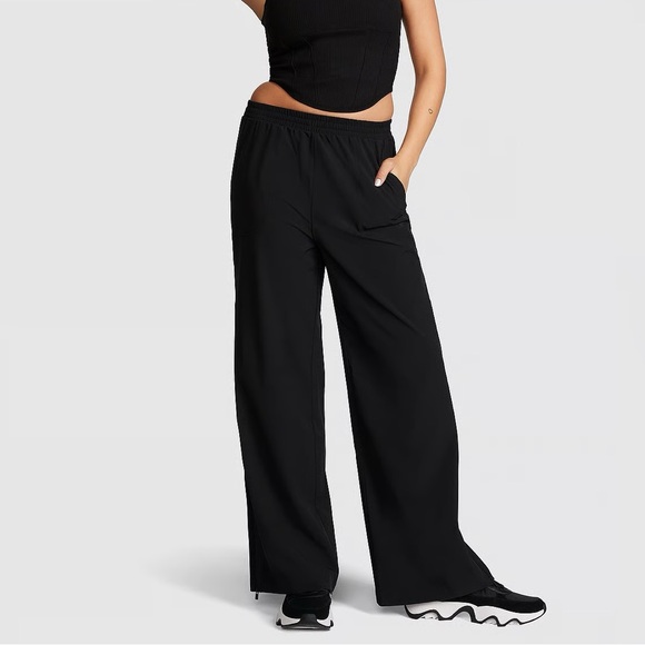 New PINK
ZIP-IT WIDE-LEG PANTS - Picture 2 of 7